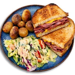 Grilled cheesy toast pastrami - Boulangerie Le 111