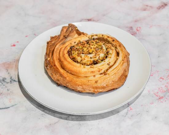Roulé Pistache et Framboise - Boulangerie Le 111